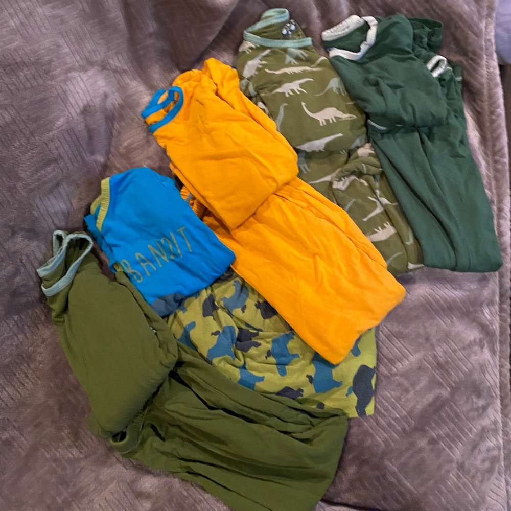 Kickee pants size 4 / 4T pajama sets